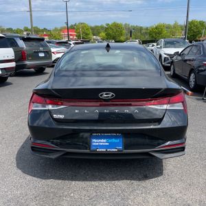 HYUNDAI ELANTRA SEL - 7