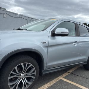 MITSUBISHI OUTLANDER SPORT 2.4 SE - 2