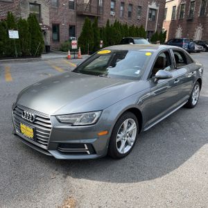 AUDI A4 2.0T TECH PREMIUM - 1