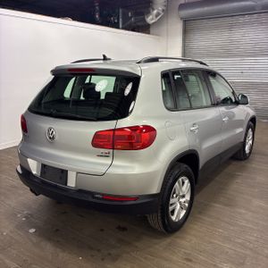 VOLKSWAGEN TIGUAN 2.0T S 4MOTION - 8