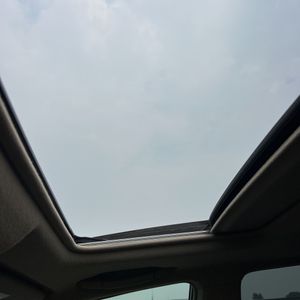2011 Toyota HIGHLANDER LIMITED 缩略图 35