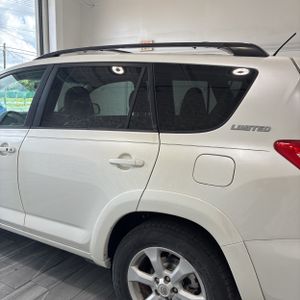 2011 Toyota RAV4 LIMITED — фото 5