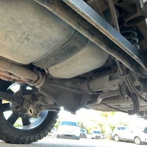 صورة مصغرة 32 لـ 2004 Chevrolet TAHOE LS