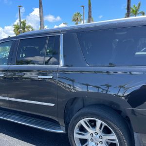 2016 Cadillac ESCALADE LUXURY COLLECTION photo 6