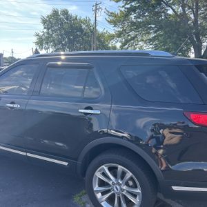 FORD EXPLORER LIMITED - 6