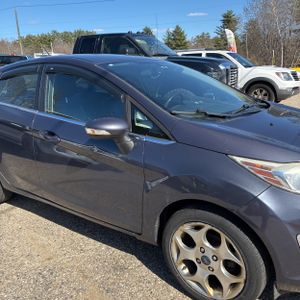 FORD FIESTA TITANIUM - 9