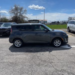 KIA SOUL LX - 10