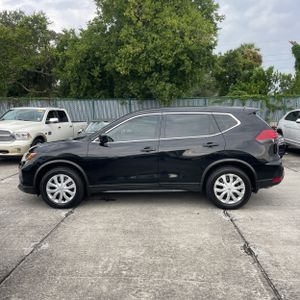 2017 Nissan ROGUE SV 照片 3