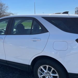 CHEVROLET EQUINOX LS - 6