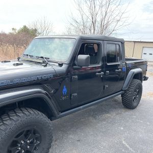 JEEP GLADIATOR WILLYS SPORT - 2