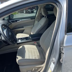 2020 FORD FUSION SE thumbnail 31