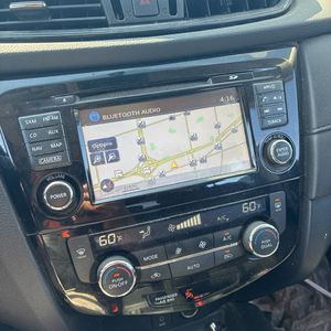 2017 Nissan ROGUE SV — миниатюра 39