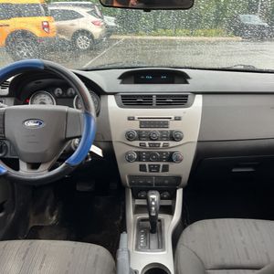صورة مصغرة 36 لـ 2009 FORD FOCUS SE