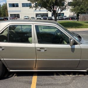 1994 Mercedes-BENZ E 320 照片 11