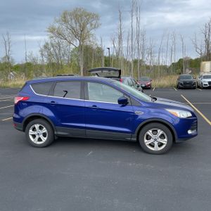 FORD ESCAPE SE - 10