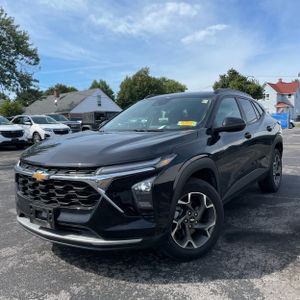 2025 Chevrolet TRAX LT 照片 1