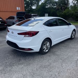 HYUNDAI ELANTRA SEL - 8
