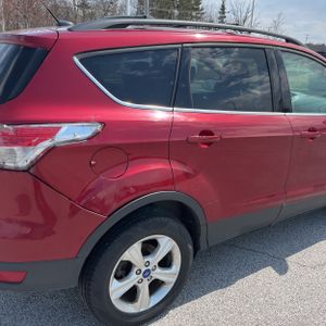 FORD ESCAPE SE - 9