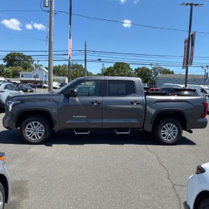 صورة 3 لـ 2023 Toyota TUNDRA SR5