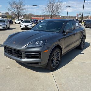 PORSCHE CAYENNE COUPE - 1