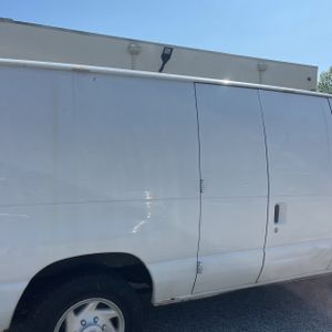 FORD E-SERIES E-150 - 9