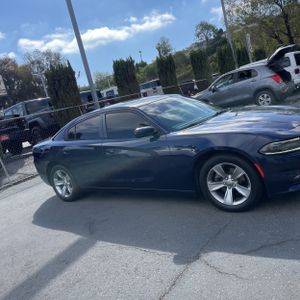 DODGE CHARGER SXT - 10