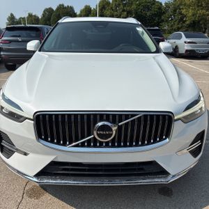 صورة مصغرة 14 لـ 2023 Volvo XC60 B5 PLUS BRIGHT THEME