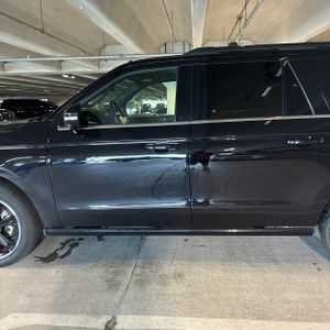 صورة 4 لـ 2023 FORD EXPEDITION MAX LIMITED