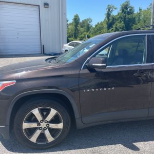 CHEVROLET TRAVERSE LT LEATHER - 2