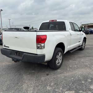 TOYOTA TUNDRA - 8