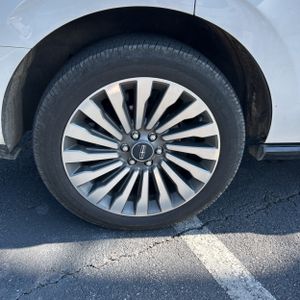 2018 Lincoln NAVIGATOR RESERVE — фото 19