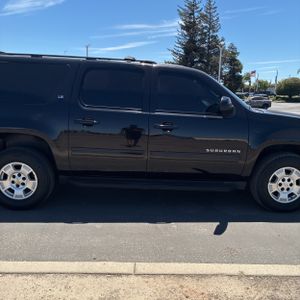 صورة مصغرة 11 لـ 2013 Chevrolet SUBURBAN LT