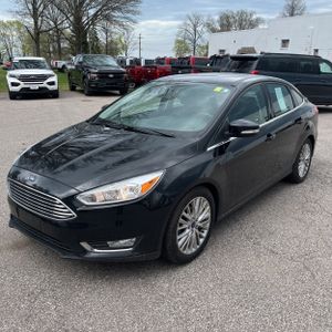 FORD FOCUS TITANIUM - 1