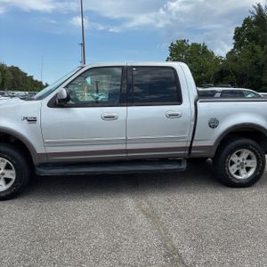 FORD F-150 XLT - 4