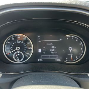 صورة 41 لـ 2025 Genesis GV70 2.5T STANDARD
