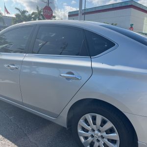 NISSAN SENTRA S - 6