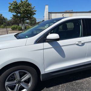 FORD EDGE SEL - 2