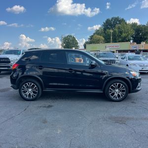 2016 Mitsubishi OUTLANDER SPORT 2.0 ES 照片 10