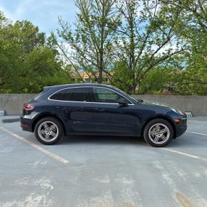 PORSCHE MACAN S - 10