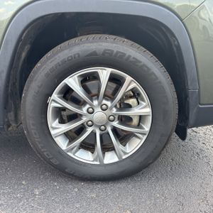صورة مصغرة 20 لـ 2020 JEEP CHEROKEE LATITUDE PLUS