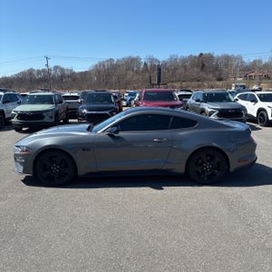 FORD MUSTANG GT PREMIUM - 3