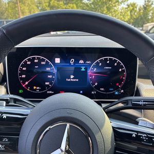 2025 Mercedes-BENZ GLC thumbnail 45