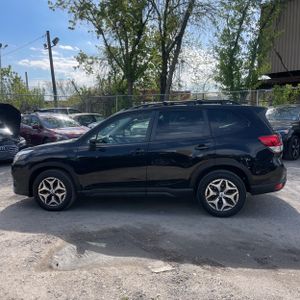 SUBARU FORESTER PREMIUM - 3