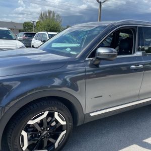 صورة 2 لـ 2024 KIA TELLURIDE S