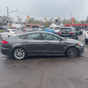 FORD FUSION HYBRID SE - 10