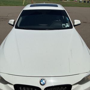 BMW 320I XDRIVE - 9