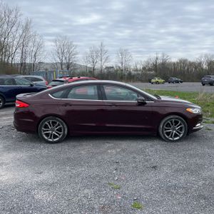 FORD FUSION SE - 10