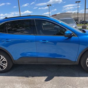 FORD ESCAPE SEL - 9