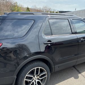 FORD EXPLORER SPORT - 9