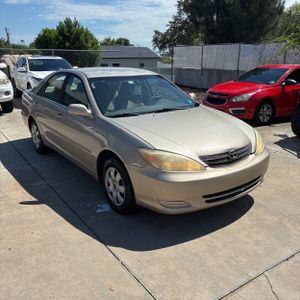 2003 Toyota CAMRY LE 照片 10